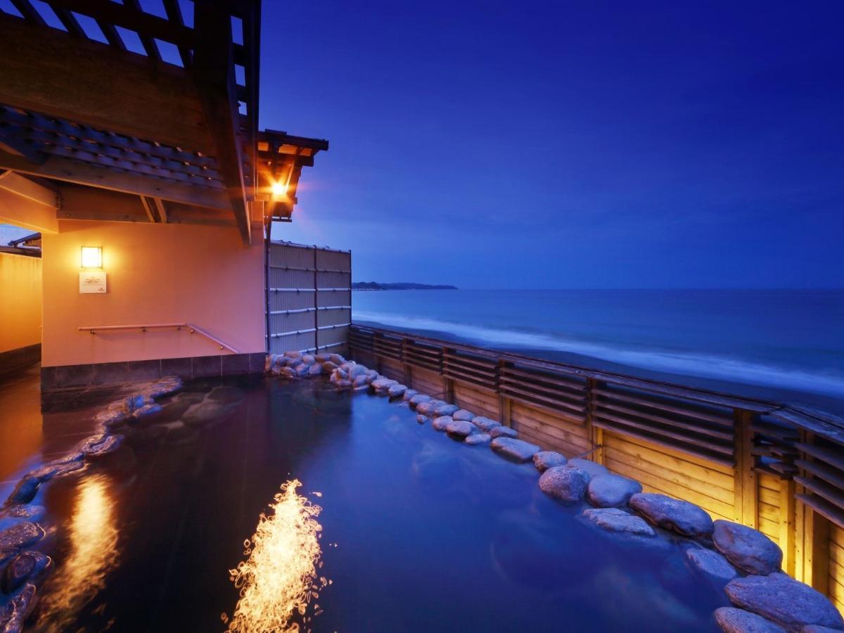 Kamogawa Grand Hotel Extérieur photo